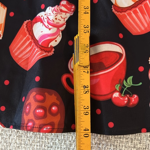 DOLLZ & DAMES Sweet Treat Vintage Style Swing Dress - Picture 8 of 10